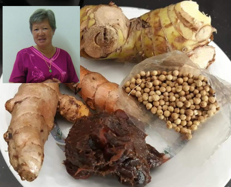  Wanita  60  Tahun  Ni Kekal Cergas Dengan Amal Minuman Herba 